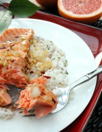 Baked Salmon with Grapefruit Marinade